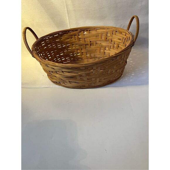 Wicker Basket  Easter Basket - Picture 4 of 11